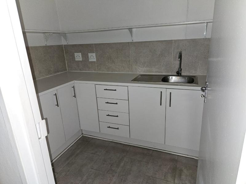 To Let commercial Property for Rent in Maitland Western Cape